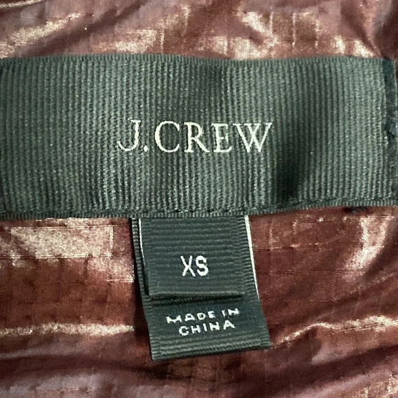 J.Crew Shiny Burgundy Down Filled Quilted Puffer Vest Size XS - Picture 7 of 9